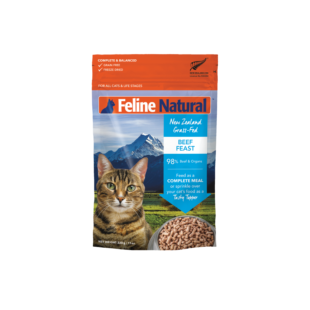 Feline Natural Beef Feast freeze-dried cat food 320 g pouch, front of the current packaging