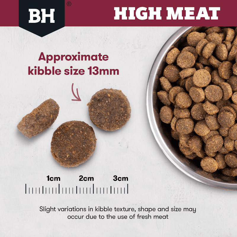 BLACK HAWK High Meat Australian Red Meat Dry Dog Food kibble size