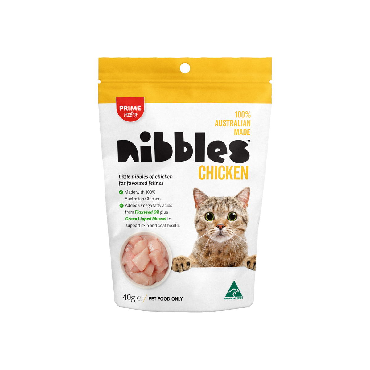 Prime100 Pantry Nibbles Chicken cat treats 40 g pouch, front of the current packaging
