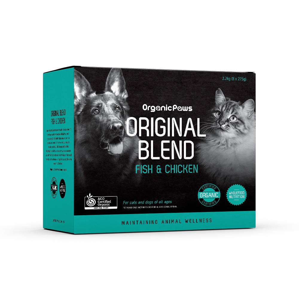 ORGANIC PAWS Raw Dogs & Cat Food Original Blend Fish & Chicken 2.2KG